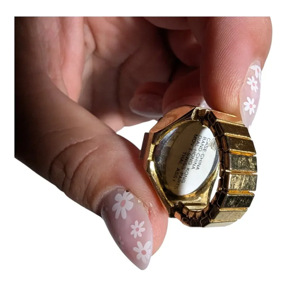 Vtg 1990s Gold Tone Heart Graphic Red Rhinestone Accent Quartz Ring Watch